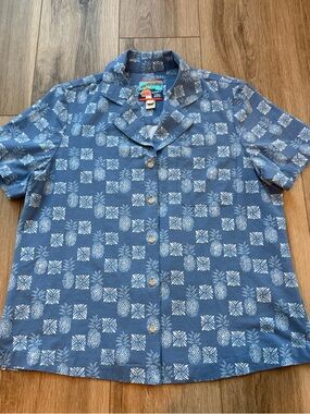 Joe Kealoha’s by Reyn Spooner  Blue Short-Sleeve button up size small